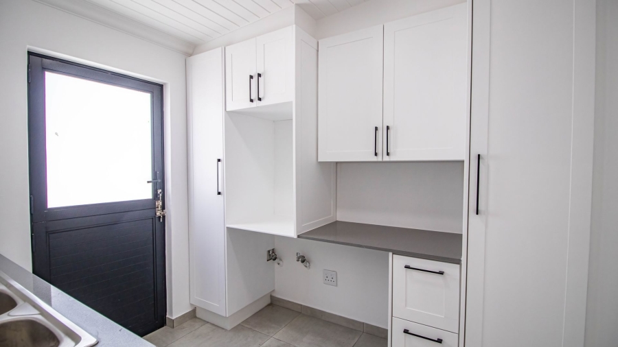 4 Bedroom Property for Sale in Atlantic Sands Private Estate Western Cape